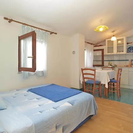 Apartment Fuer 3 Personen Ca 24 Qm In Peroj, Istrien Istrische Riviera *