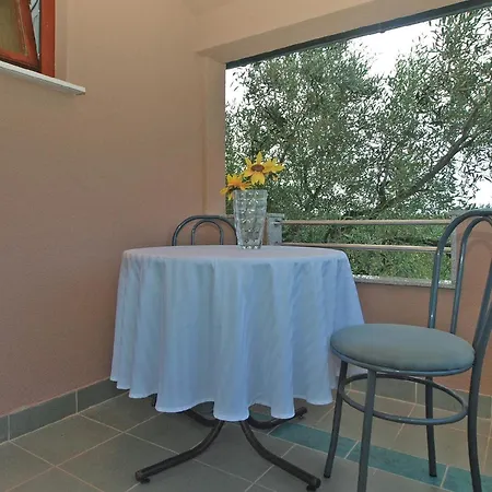 Fuer 3 Personen Ca 24 Qm In Peroj, Istrien Istrische Riviera *