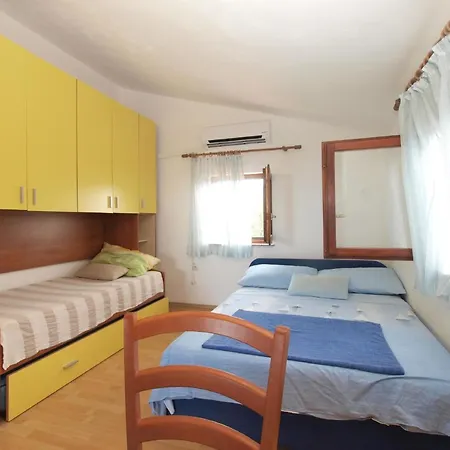 Apartment Fuer 3 Personen Ca 24 Qm In Peroj, Istrien Istrische Riviera Peroj