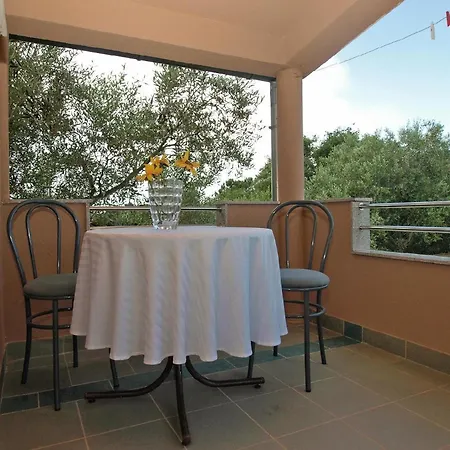 Fuer 3 Personen Ca 24 Qm In Peroj, Istrien Istrische Riviera Peroj